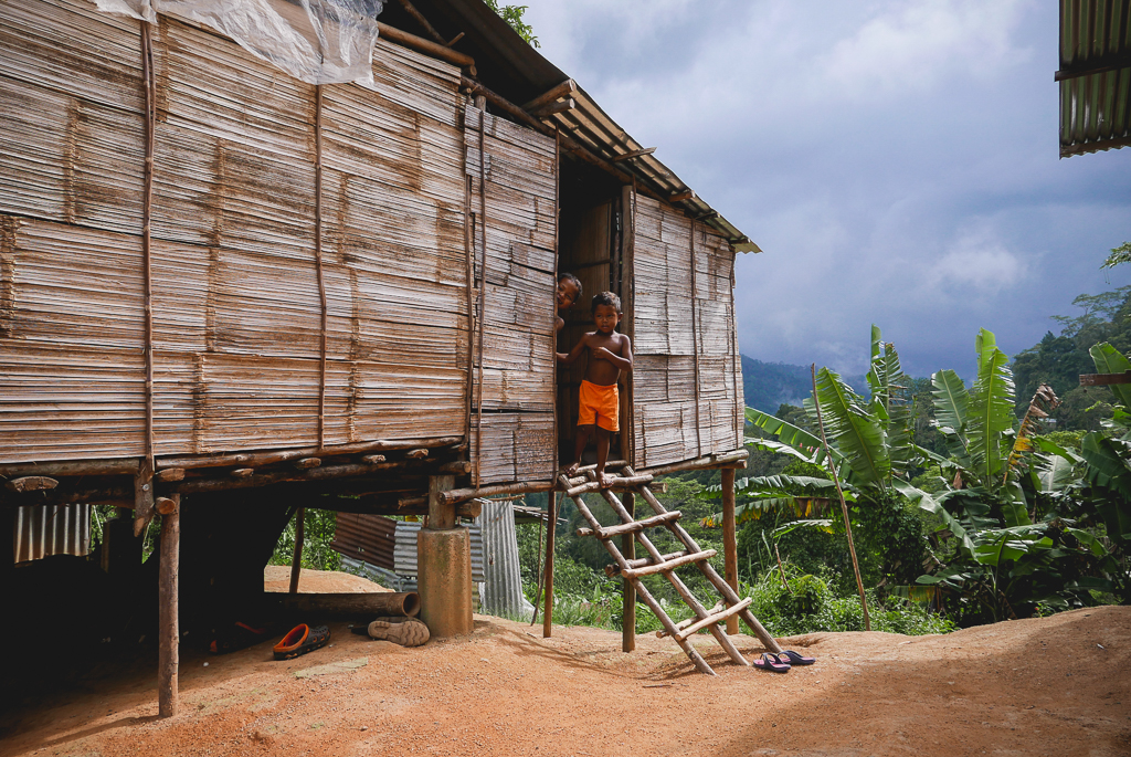 Kids from the Orang Asli tribe, Cameron Highlands (photo by Irina Stelea)